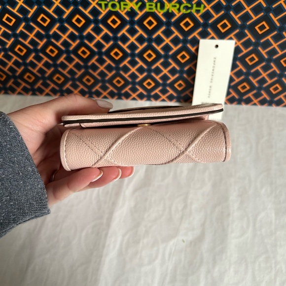 Tory Burch Fleming Soft Polished Grain Small Flap Wallet Pink Dawn Gold - Picture 4 of 9